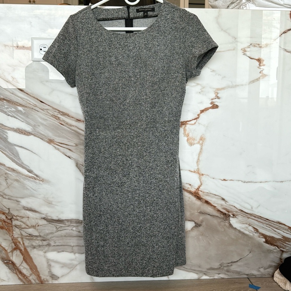 Black and White Patterned Banana Republic Dress